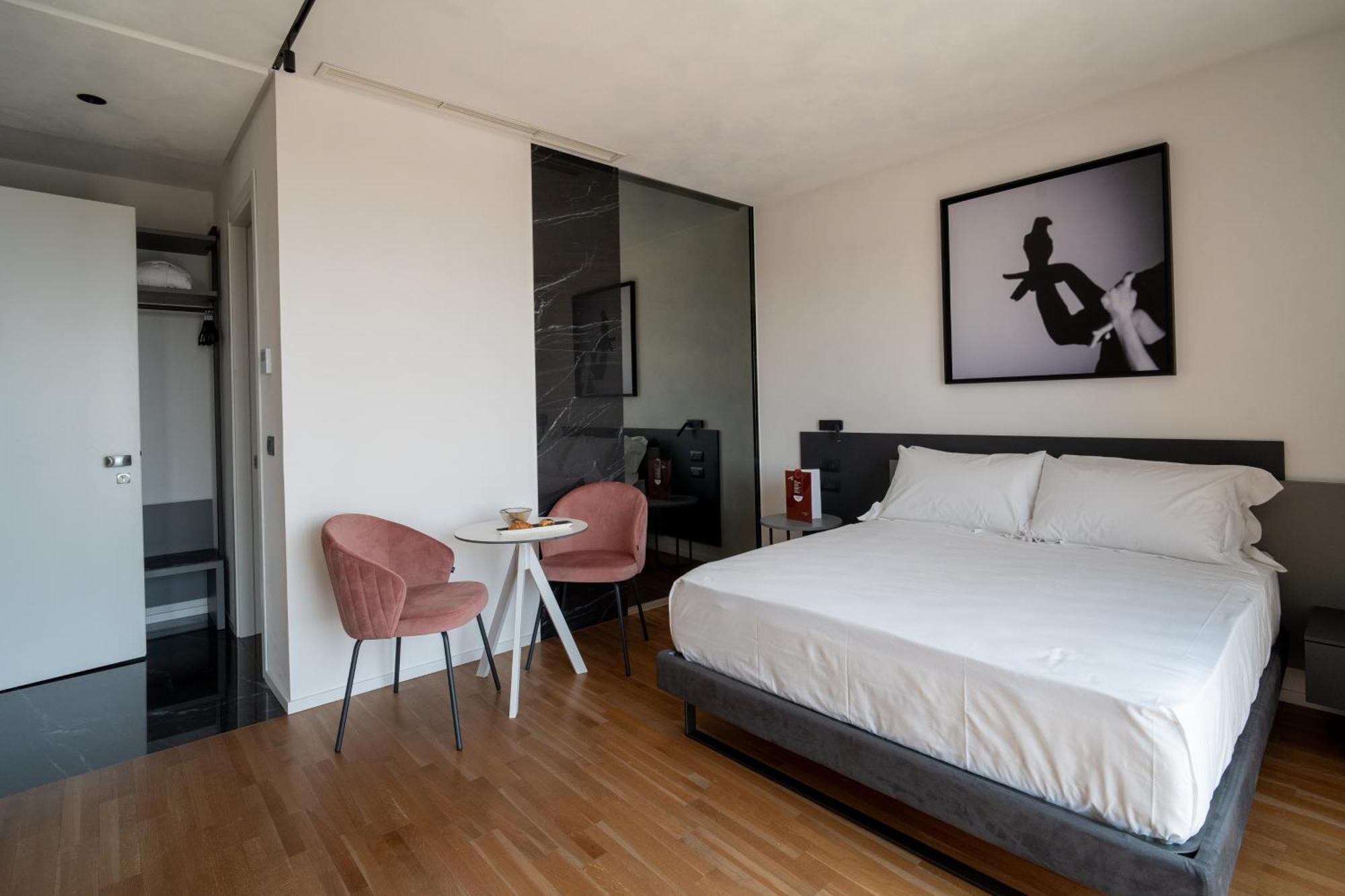 Mon Luxury Rooms Spa นีโกโลซี ภายนอก รูปภาพ
