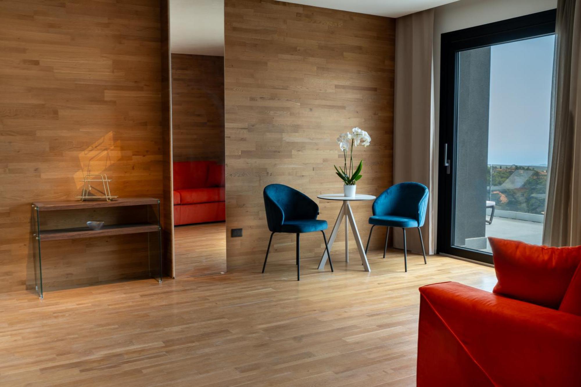 Mon Luxury Rooms Spa นีโกโลซี ภายนอก รูปภาพ