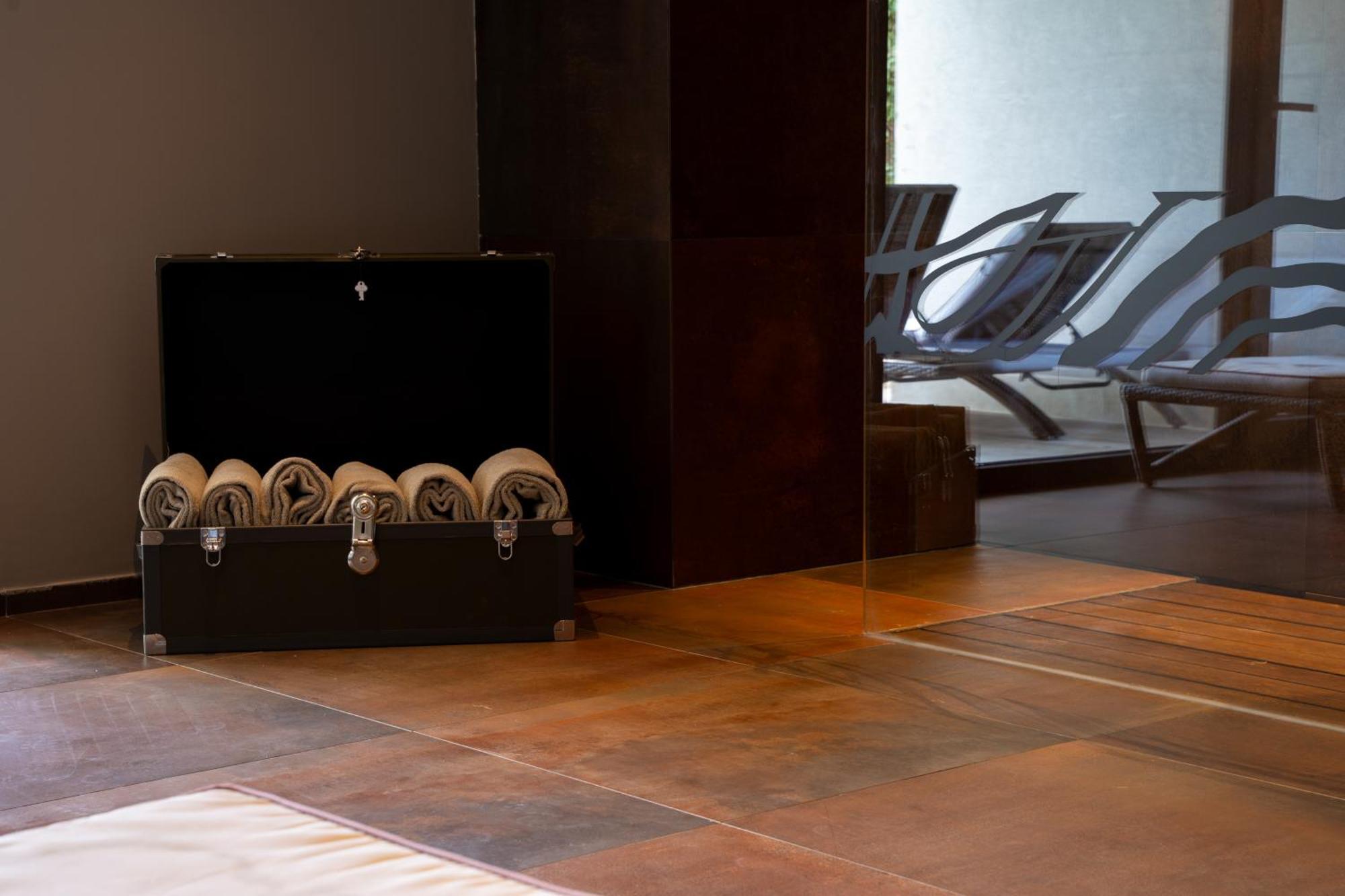 Mon Luxury Rooms Spa นีโกโลซี ภายนอก รูปภาพ